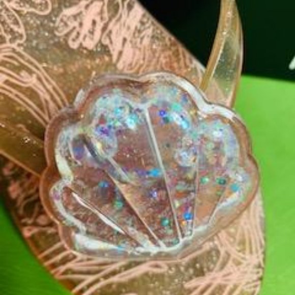 Melissa Seashell Fruit Scented Flip Flops - Picture 5 of 14